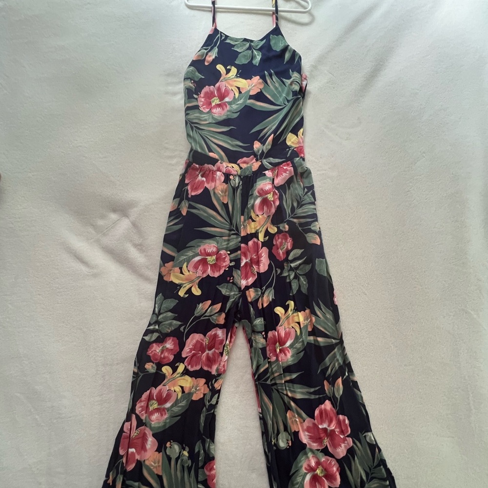 Hollister tropical jumpsuit - Picture 1 of 3